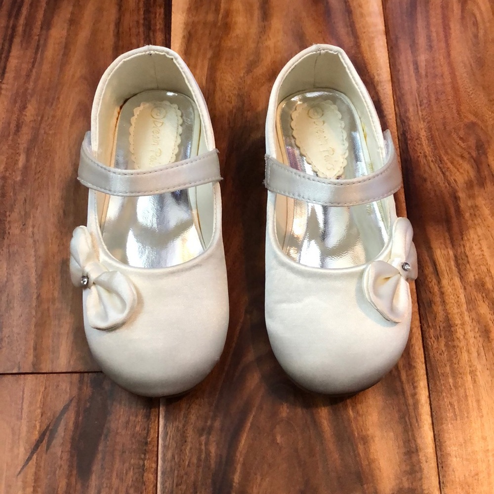 Ivory formal shoes